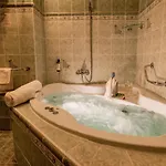 Gold Hotel