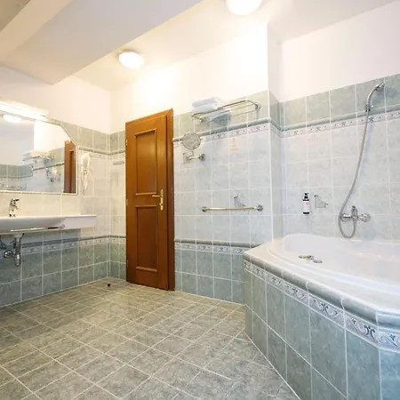 Hotel Rozmbersky Dvur Český Krumlov