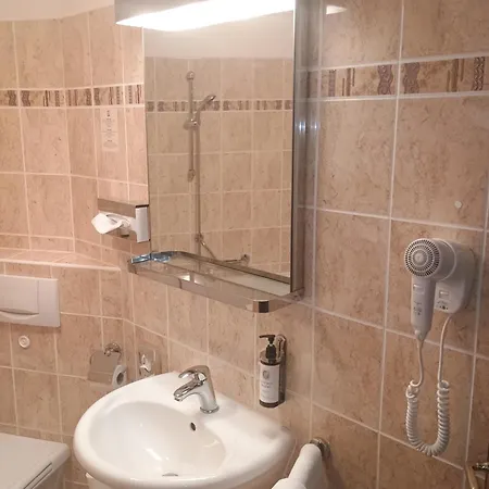 Rozmbersky Dvur Hotel Český Krumlov