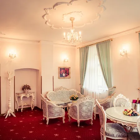 Hotel Rozmbersky Dvur 4*