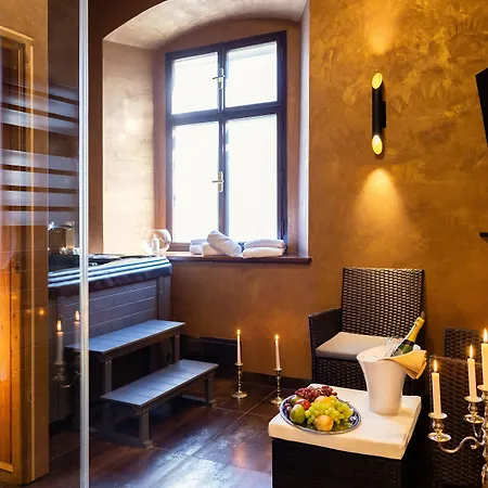 Rozmbersky Dvur Český Krumlov