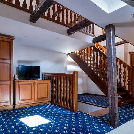 Rozmbersky Dvur Hotel