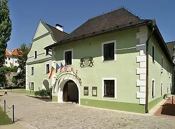 Rozmbersky Dvur 4* Cesky Krumlov