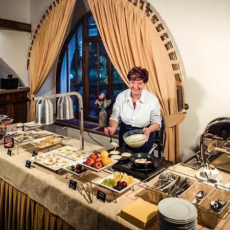 Rozmbersky Dvur 4* Český Krumlov