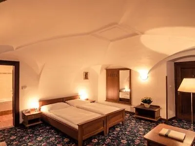 Ξενοδοχείο Rozmbersky Dvur 4*