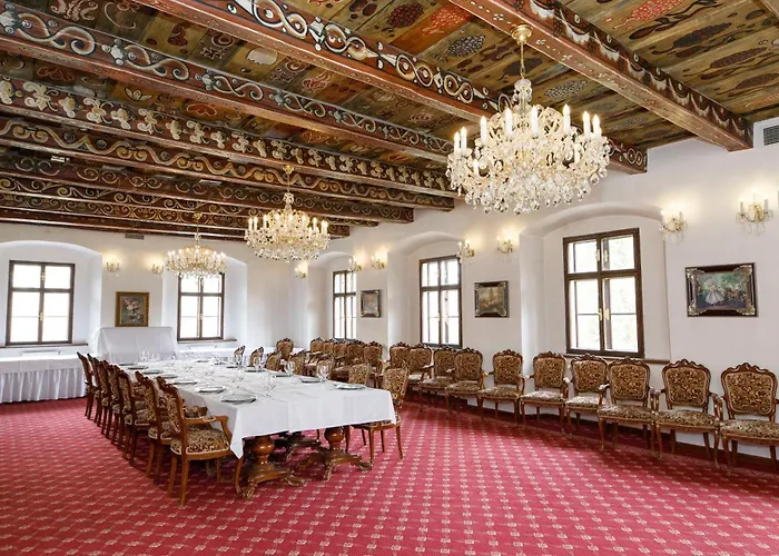 Rozmbersky Dvur 4* Český Krumlov