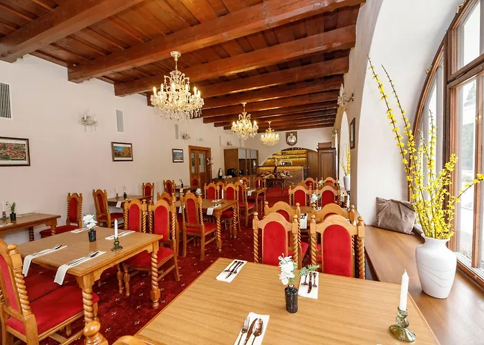 Rozmbersky Dvur Hotel 4*