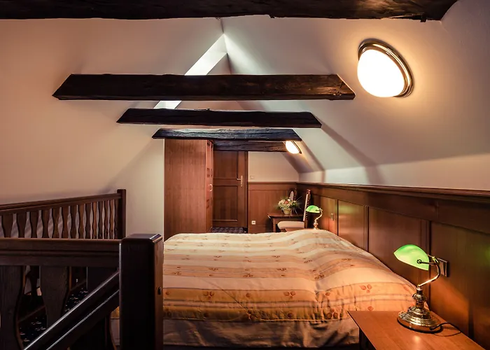 Rozmbersky Dvur Český Krumlov