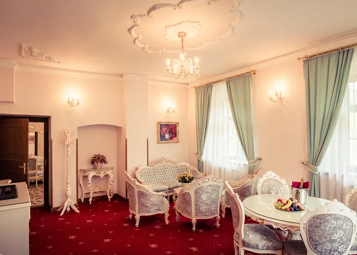 Hotel Rozmbersky Dvur 4*