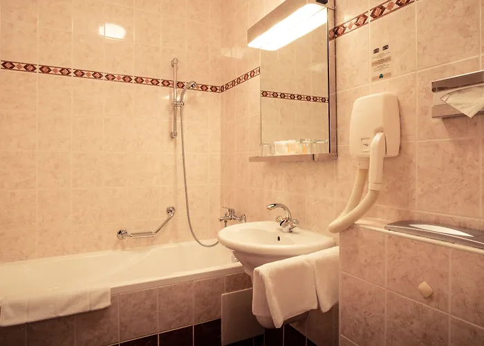 Rozmbersky Dvur 4* Český Krumlov