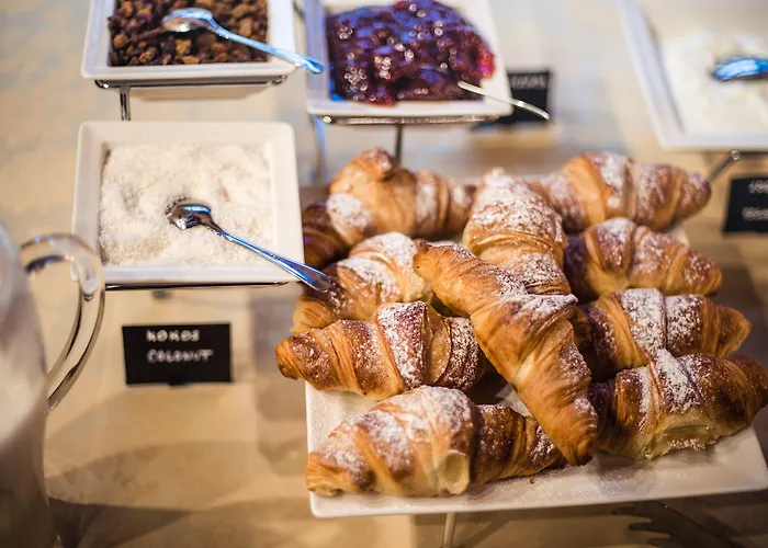 Rozmbersky Dvur Hotel Český Krumlov