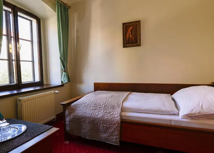 Rozmbersky Dvur Hotel Český Krumlov