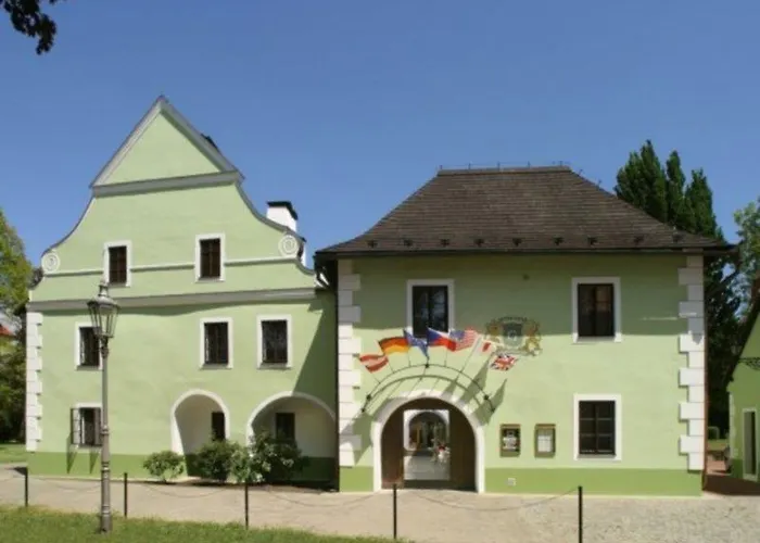 Hotel Rozmbersky Dvur 4*